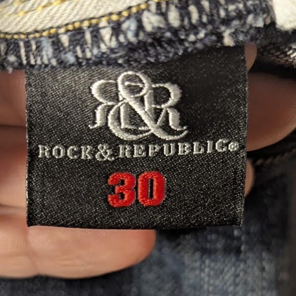 Rock & Republic Women's  Kassandra Low Rise Flare Dark Wash Denim Jeans Size 30 - Picture 10 of 15